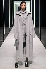 アンテプリマ 2022年秋冬コレクション - アートへの旅路を映して｜写真20