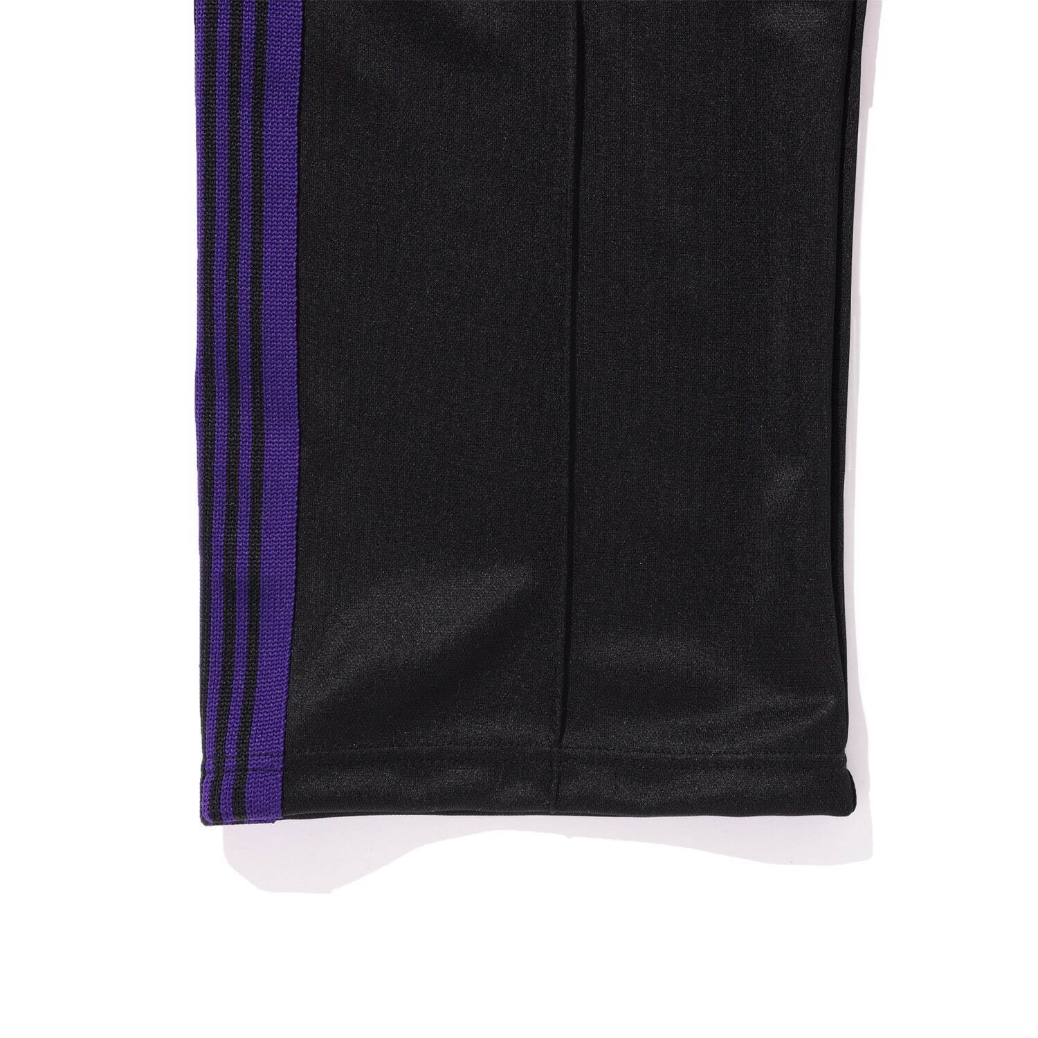 ニードルズのビームス別注マイルスジャケット＆パンツ、ブラックを基調に“パープル”の蝶刺繍｜写真31