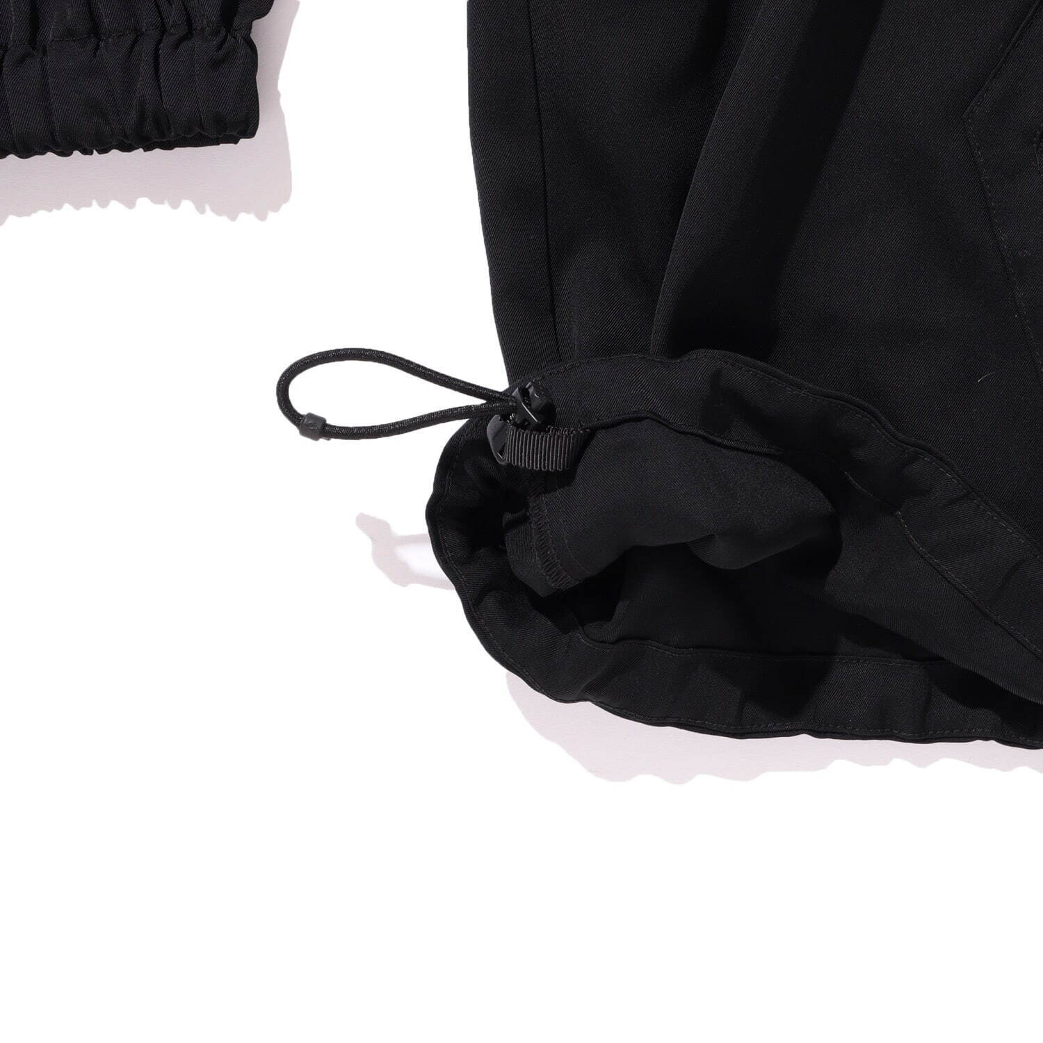 ニードルズのビームス別注マイルスジャケット＆パンツ、ブラックを基調に“パープル”の蝶刺繍｜写真19