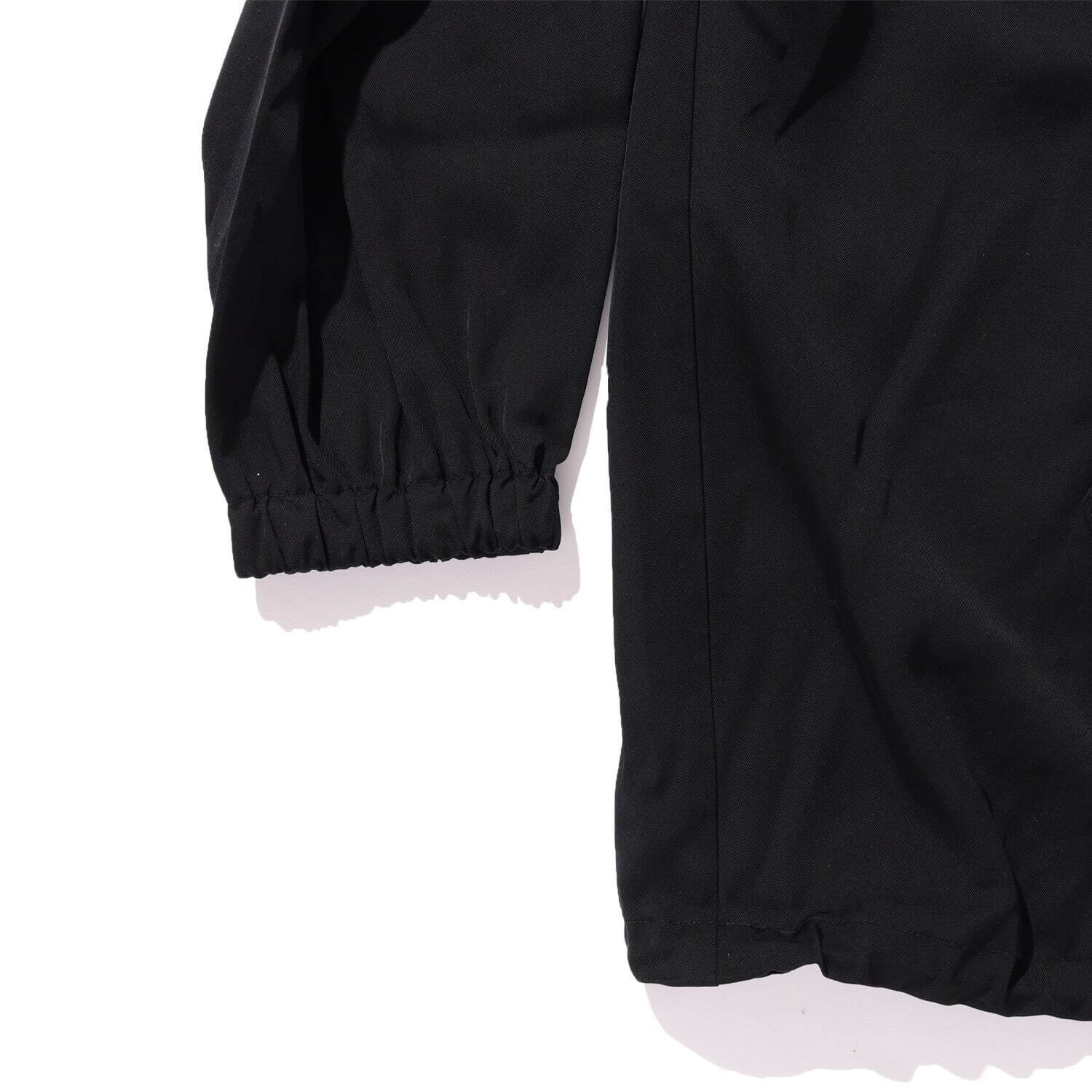 ニードルズのビームス別注マイルスジャケット＆パンツ、ブラックを基調に“パープル”の蝶刺繍｜写真16
