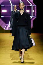 プラダ 2022-23年秋冬ウィメンズコレクション - 日常の価値、人生の記憶を見つめて｜写真13