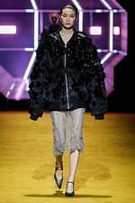 プラダ 2022-23年秋冬ウィメンズコレクション - 日常の価値、人生の記憶を見つめて｜写真15