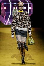 プラダ 2022-23年秋冬ウィメンズコレクション - 日常の価値、人生の記憶を見つめて｜写真27