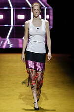 プラダ 2022-23年秋冬ウィメンズコレクション - 日常の価値、人生の記憶を見つめて｜写真54