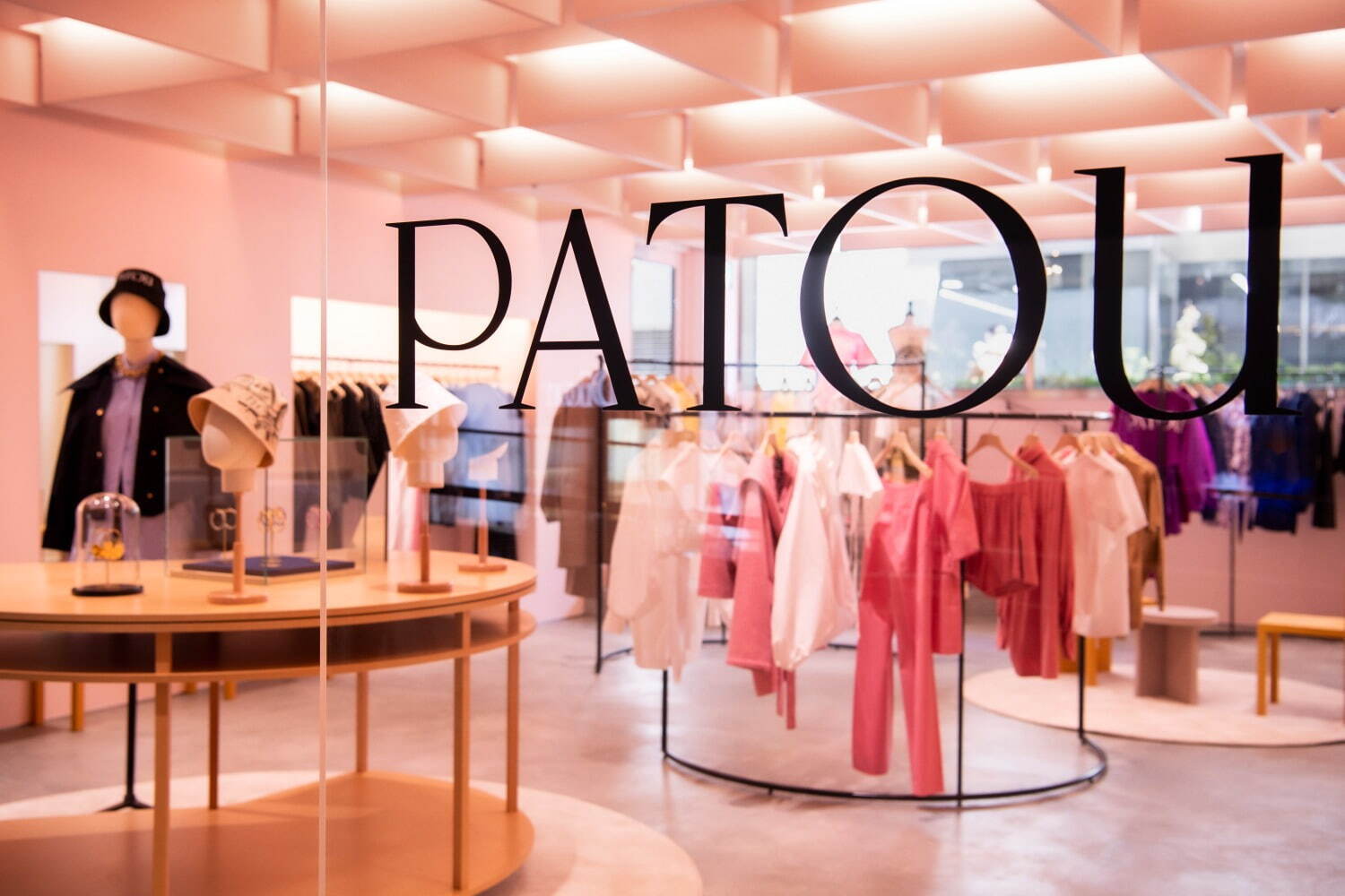 パトゥ、世界初の旗艦店東京・表参道ヒルズにオープン｜写真2