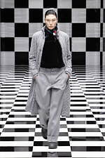 エンポリオ アルマーニ 2022年秋冬コレクション - 軽快なる色彩の律動｜写真5