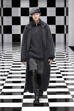 エンポリオ アルマーニ 2022年秋冬コレクション - 軽快なる色彩の律動｜写真10