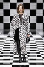 エンポリオ アルマーニ 2022年秋冬コレクション - 軽快なる色彩の律動｜写真20