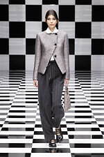 エンポリオ アルマーニ 2022年秋冬コレクション - 軽快なる色彩の律動｜写真23