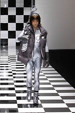 エンポリオ アルマーニ 2022年秋冬コレクション - 軽快なる色彩の律動｜写真78