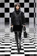 エンポリオ アルマーニ 2022年秋冬コレクション - 軽快なる色彩の律動｜写真84