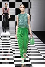 エンポリオ アルマーニ 2022年秋冬コレクション - 軽快なる色彩の律動｜写真106