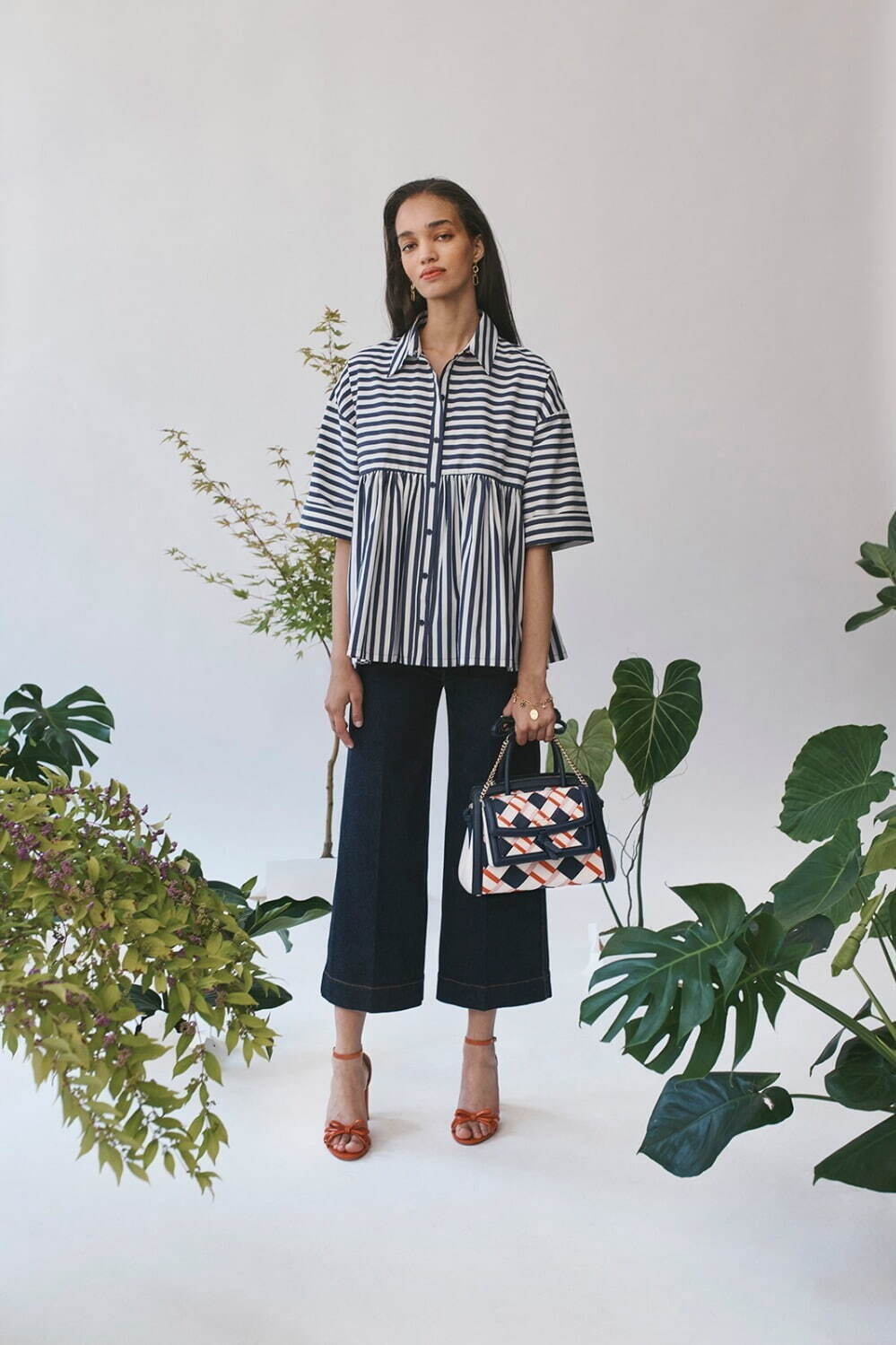 白シャツ」のレディース人気ファッションコーディネート - WEAR
