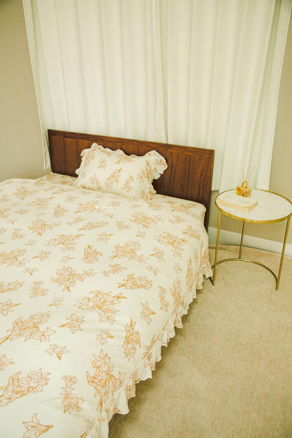 ジェラート ピケ スリープ×ミュシャの寝具、華やかな原画プリントの