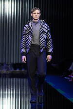 ジョルジオ アルマーニ 2022年秋冬コレクション - 波打つきらめき｜写真14