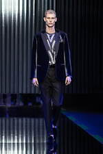 ジョルジオ アルマーニ 2022年秋冬コレクション - 波打つきらめき｜写真15