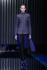 ジョルジオ アルマーニ 2022年秋冬コレクション - 波打つきらめき｜写真18