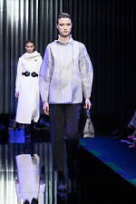 ジョルジオ アルマーニ 2022年秋冬コレクション - 波打つきらめき｜写真23