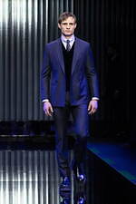 ジョルジオ アルマーニ 2022年秋冬コレクション - 波打つきらめき｜写真69