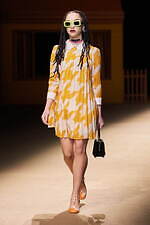 コーチ 2022年秋コレクション - ノスタルジーと現代性が交わる、空想の街を描く｜写真9