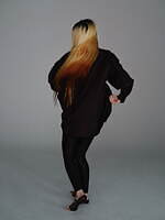 ウジョー×ダンスキンの22年春夏新作、半袖＆長袖の2WAYで使える“ピーチカラー”シャツなど｜写真1