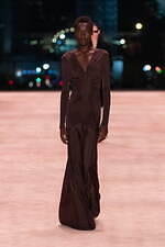 サンローラン 2022年冬ウィメンズコレクション - アール・デコ、抑制の潜勢力｜写真5