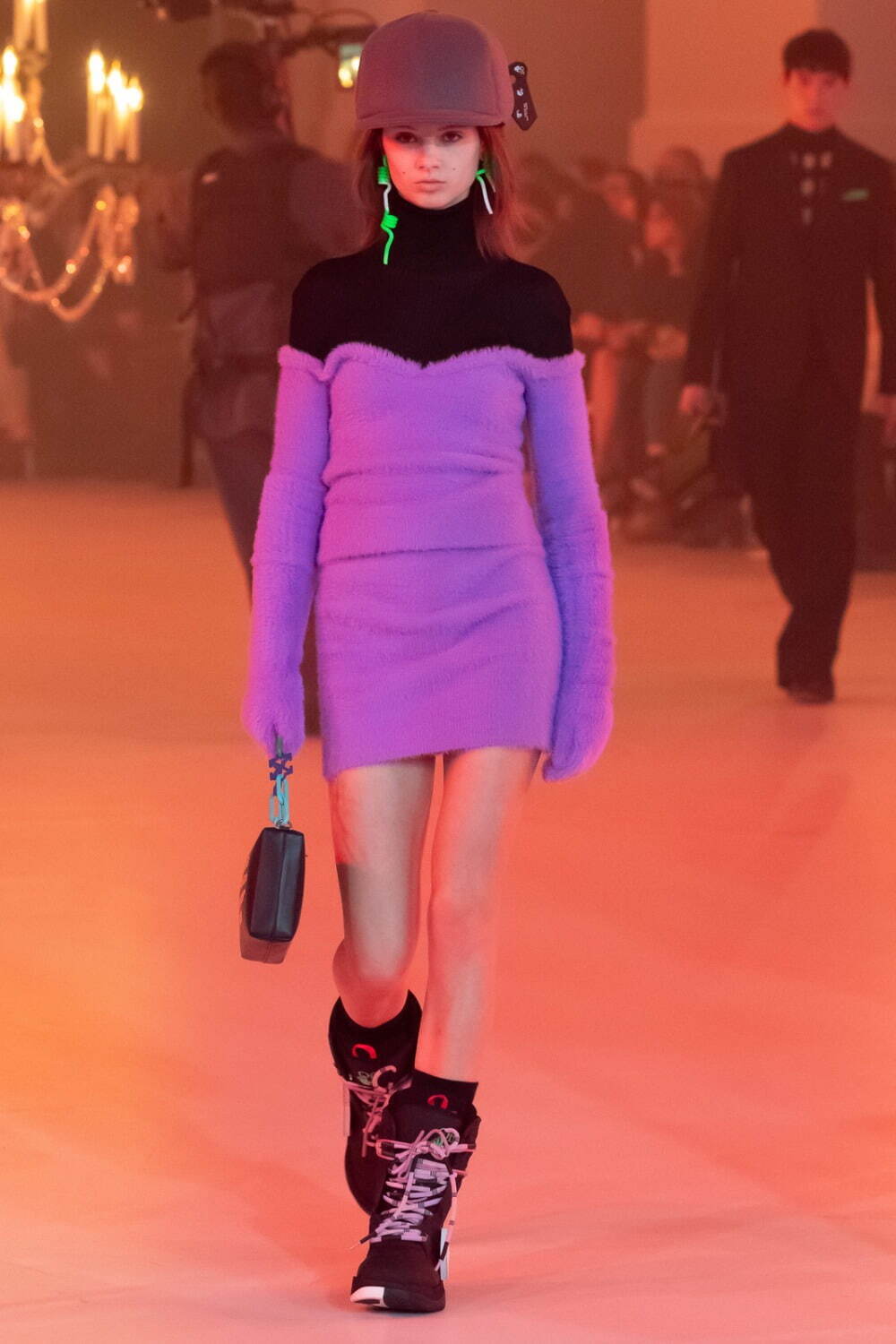 オフ-ホワイト (OFF-WHITE) 2022-23年秋冬ウィメンズメンズコレクション - ファッションプレス