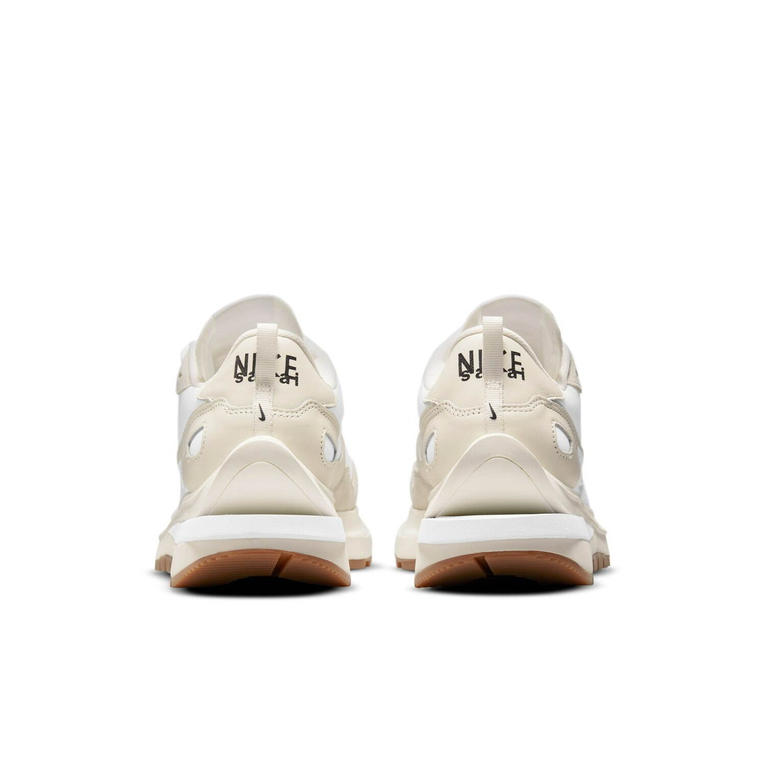 4点セット　NIKE sacai コラボ　スニーカー　SNKRS スニーカー 印象のデザイン