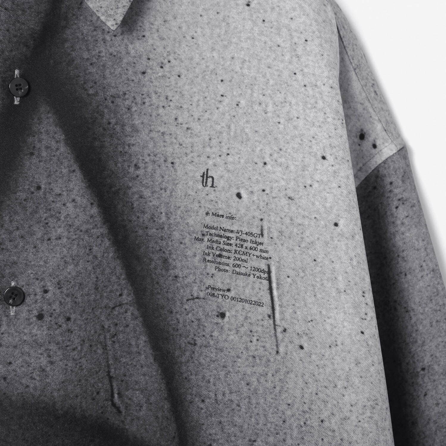 ティーエイチ プロダクツ、白黒写真をランダムに組み合わせたジャケットやシャツ - 横田大輔とコラボ｜写真13