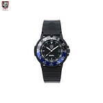 ソフネット×ルミノックスの限定腕時計、ダイバーズウォッチのベゼルデザイン＆シリアルナンバー入り｜写真3