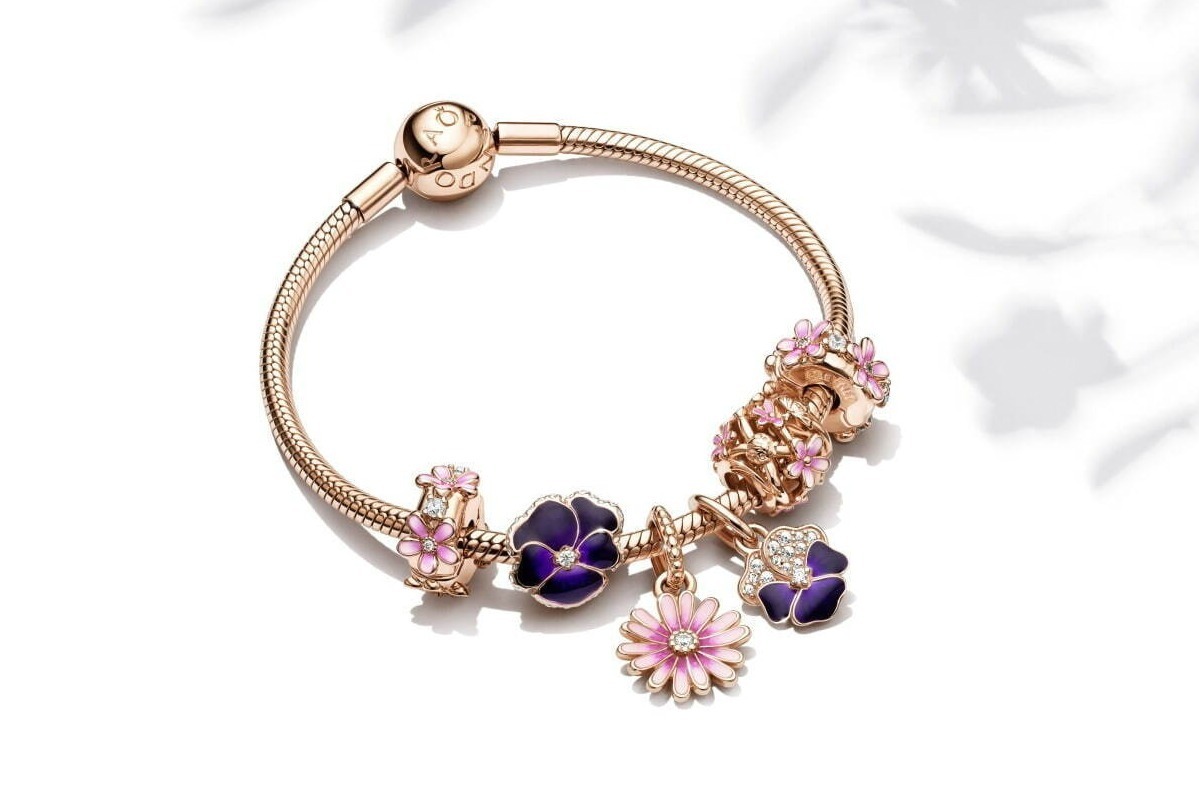 パンドラの新旗艦店が東京・表参道にオープン、限定イベントも