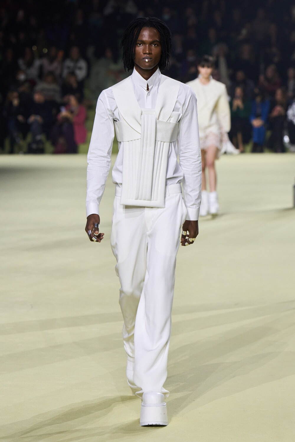 バルマン(BALMAIN) 2022-23年秋冬ウィメンズ&メンズコレクション