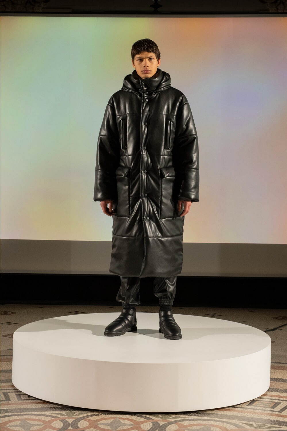 ナヌーシュカ(Nanushka) 2022-23年秋冬ウィメンズ&メンズ