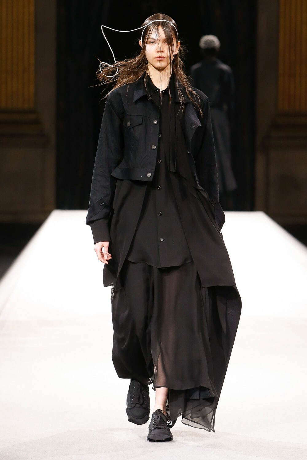 ヨウジヤマモト(Yohji Yamamoto) 2022-23年秋冬ウィメンズコレクション