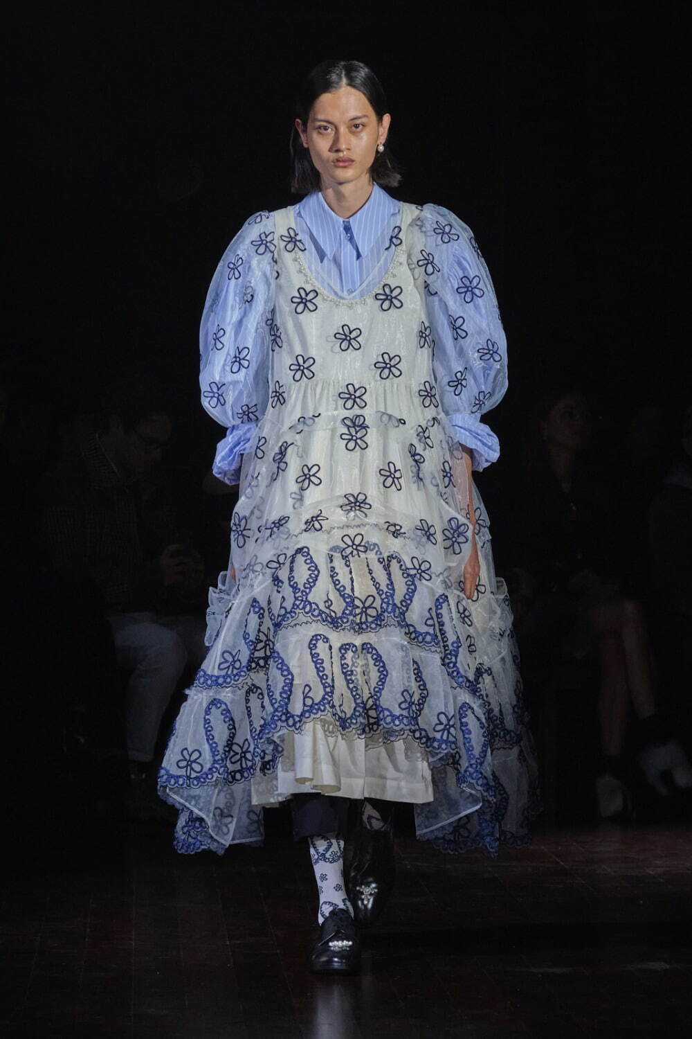 シモーネ ロシャ(SIMONE ROCHA) 2022-23年秋冬ウィメンズコレクション  - 写真19