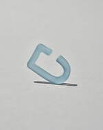 “季節によって色が変わる川”イメージのガラスアクセサリー、シリシリ新作がバーニーズ銀座店に｜写真33