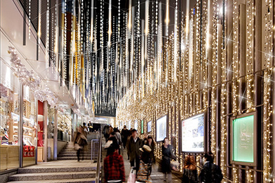 新宿テラスシティに星降る夜空のイルミネーション - 約37万の優しい光