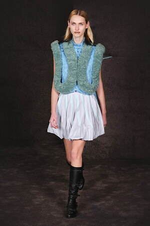 キコ・コスタディノフ(KIKO KOSTADINOV) 2022-23年秋冬ウィメンズコレクション  - 写真13