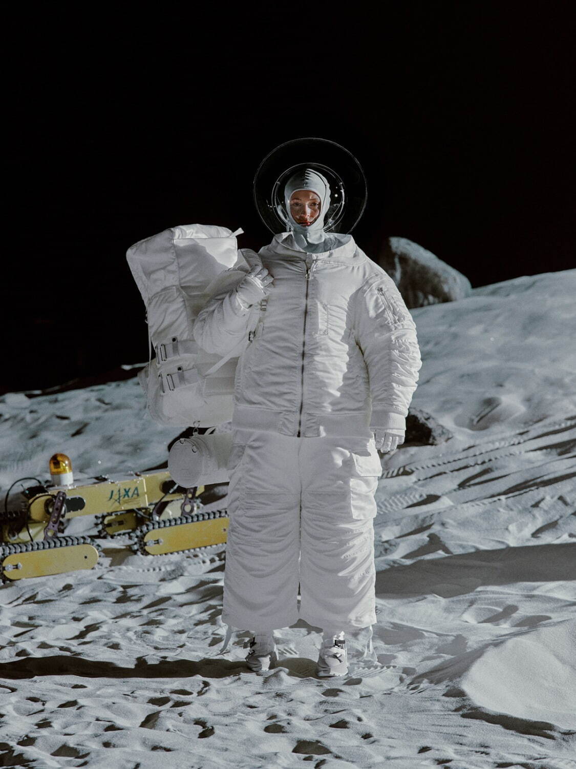 アンリアレイジ 2022‐23年秋冬コレクション - 地球と月、2つの星を繋ぐ“未来の服”｜写真8