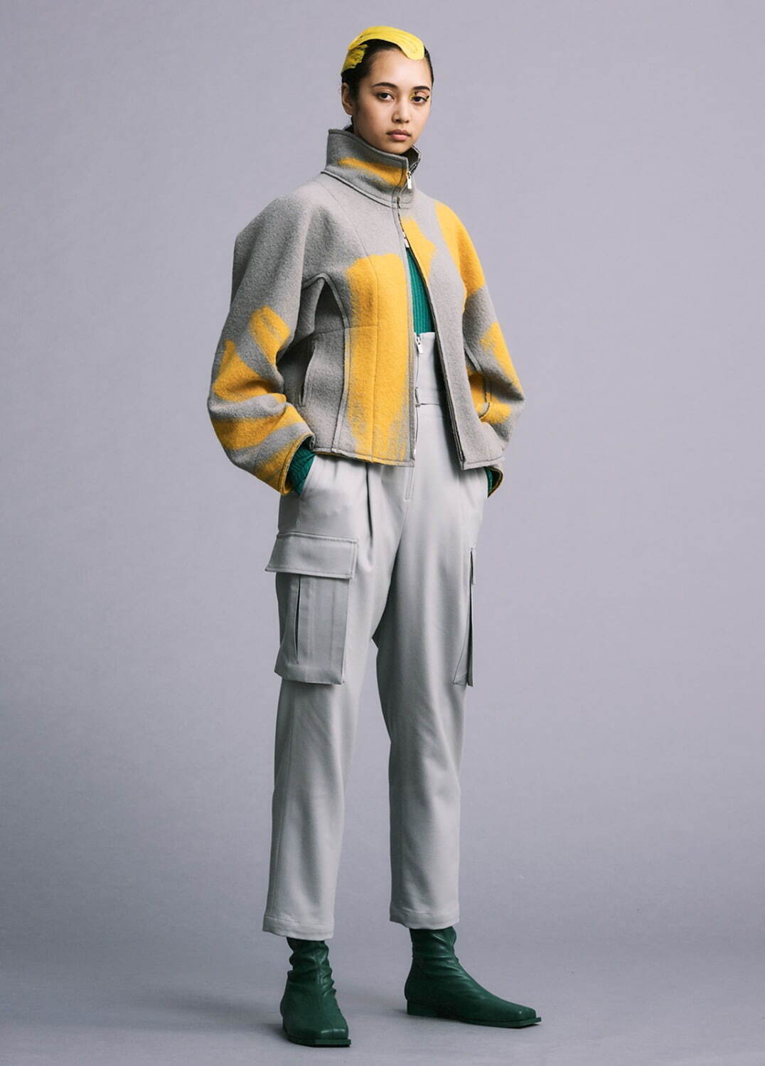 イッセイ ミヤケ(ISSEY MIYAKE) 2022-23年秋冬ウィメンズコレクション ... ミー イッセイミヤケ me ISSEY MIYAKE 2022年秋冬 クルーネック プルオーバーニット ネイビーxレッド【サイズ表記なし(L位)】【レディース】