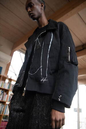 リヒト・ベシュトレーベン(Licht Bestreben) 2022-23年秋冬メンズコレクション  - 写真9