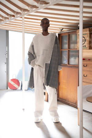 リヒト・ベシュトレーベン(Licht Bestreben) 2022-23年秋冬メンズコレクション  - 写真16