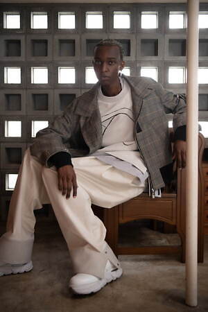 リヒト・ベシュトレーベン(Licht Bestreben) 2022-23年秋冬メンズコレクション  - 写真17