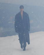 バレンシアガ 22年冬コレクション - 険しい冬から愛と平和を祈る｜写真18