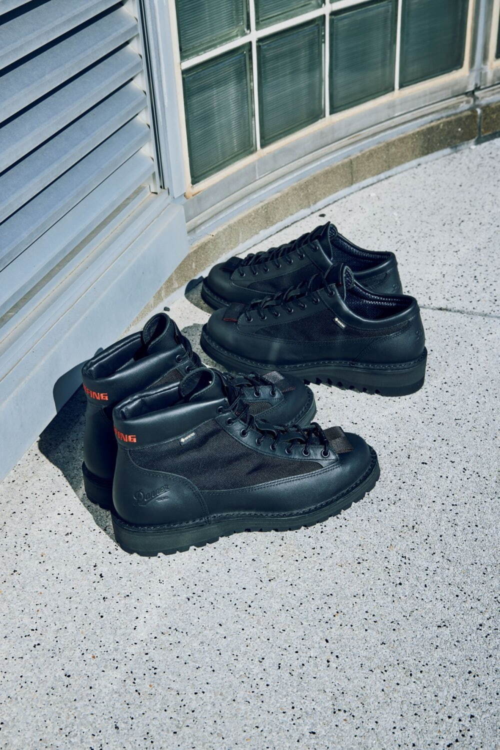 ダナー×ブリーフィングのブーツ＆バッグ - レザーとナイロンをコンビ、コヨーテとブラックの2色で｜写真13