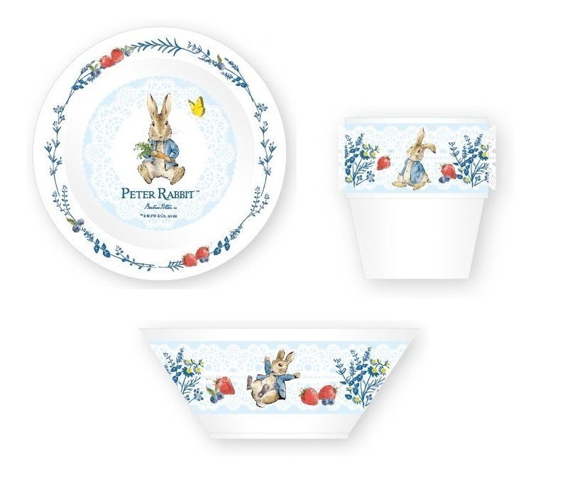 丸皿 880円、スタッキングタンブラー 990円
サラダボウル 880円
BEATRIX POTTER(TM) (C) Frederick Warne & Co.,2022 All Rights Reserved.