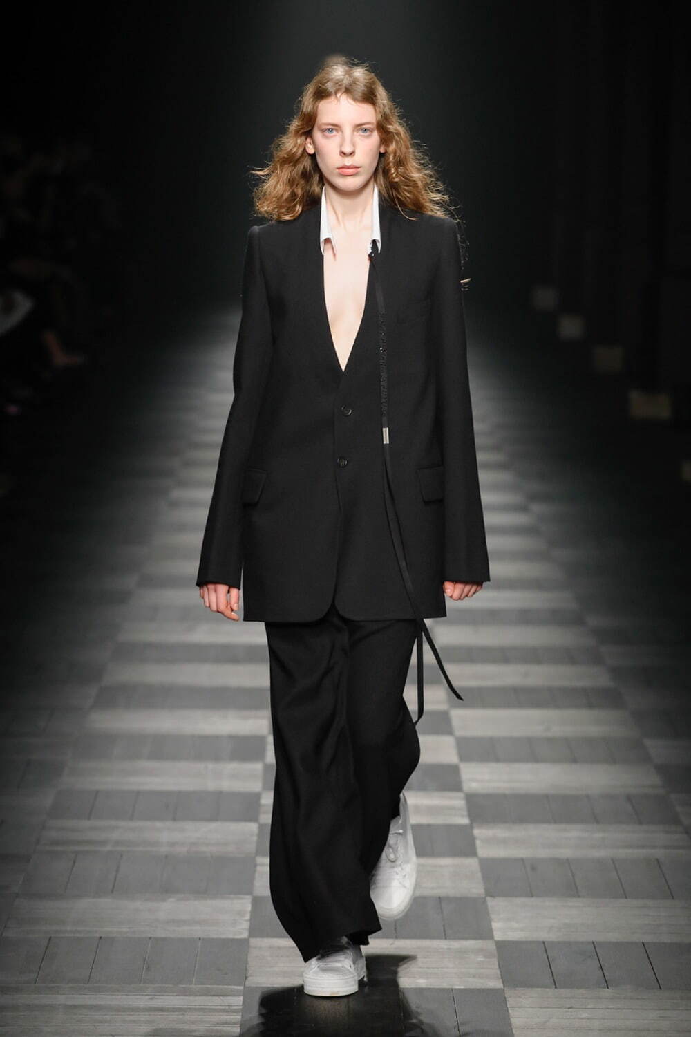 アン ドゥムルメステール 2022-23年秋冬<span>コレクション</span> - 写真4