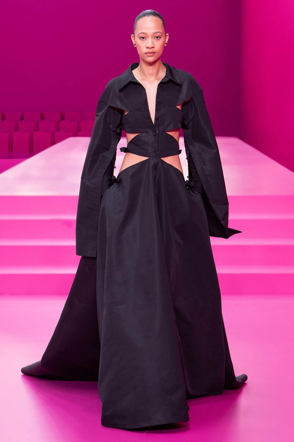 ヴァレンティノ ピンク PP コレクション 2022-23年秋冬<span>コレクション</span> - 写真66