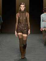 エルメス 22-23年秋冬ウィメンズコレクション - 現代的ロマンティックの理想像｜写真34