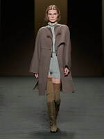 エルメス 22-23年秋冬ウィメンズコレクション - 現代的ロマンティックの理想像｜写真35